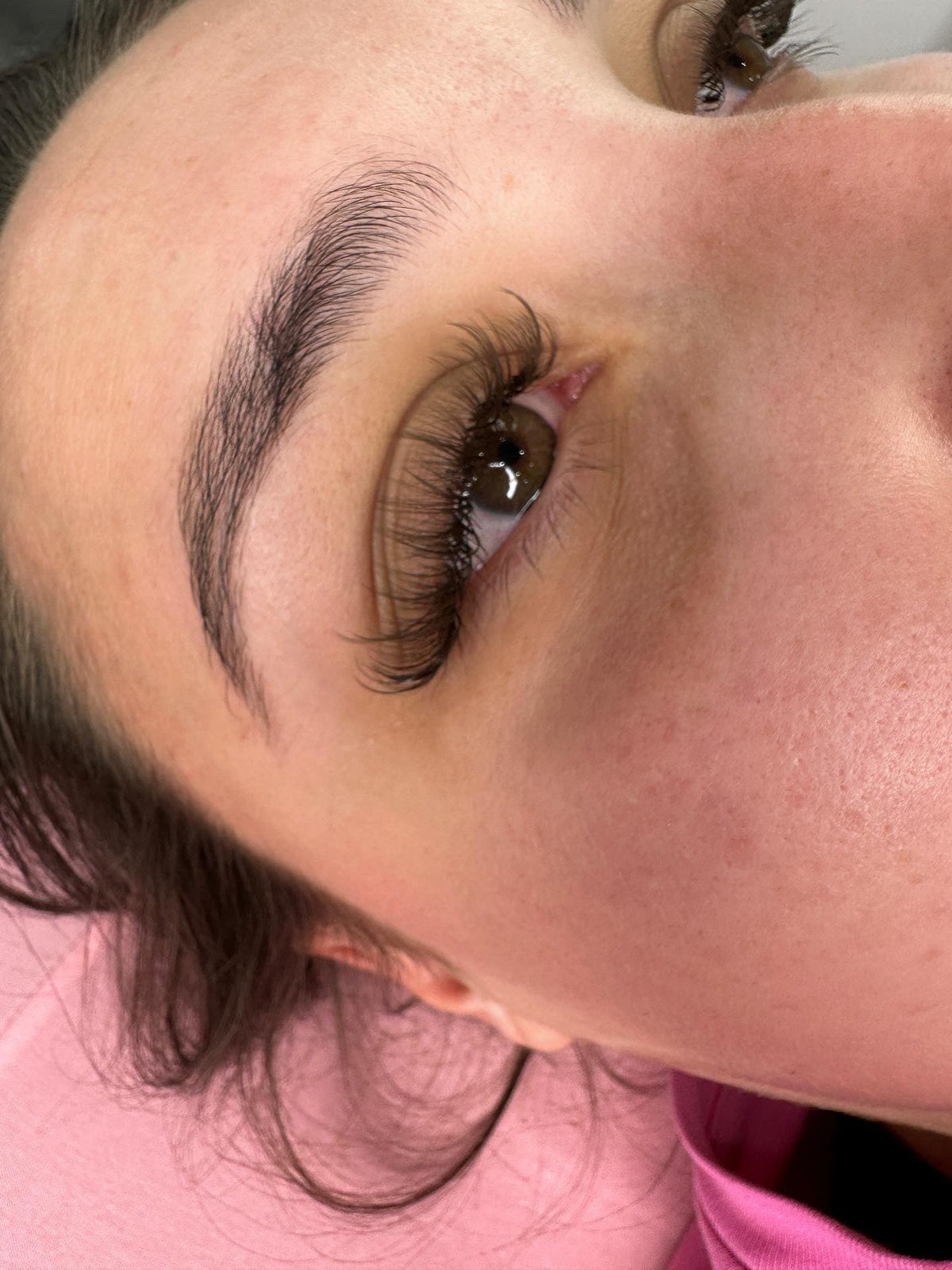 Why Are My Lash Extensions Dropping Out in One Specific Area?