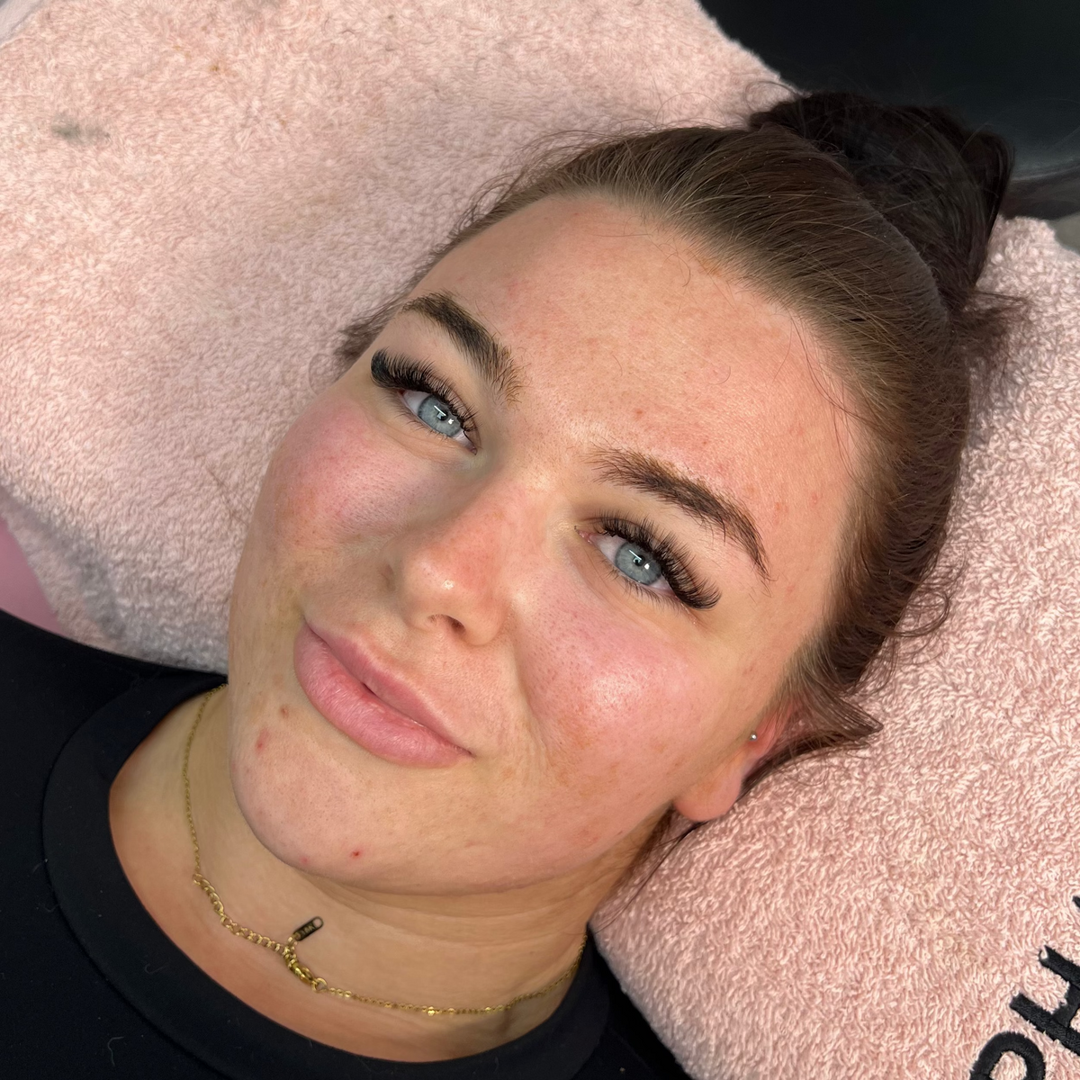 How to Handle a Lash Client Who Is Always Late