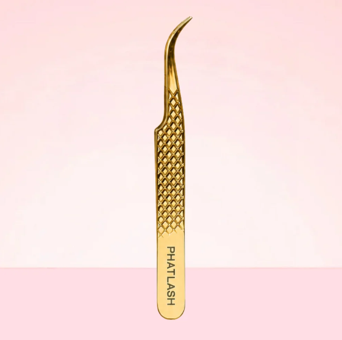 What Are the Best Tweezers for Lash Isolation? Straight, Slanted or Curved?