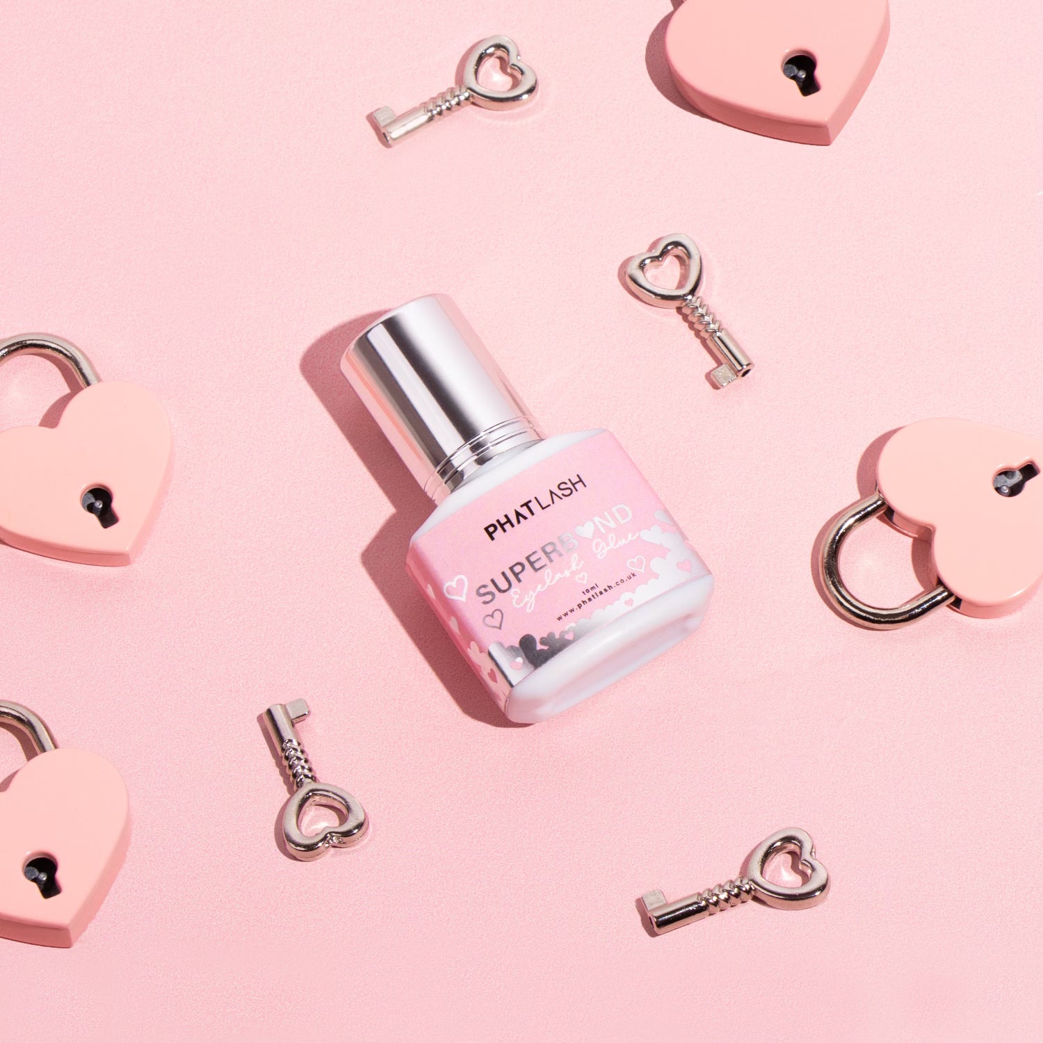 best eyelash glue