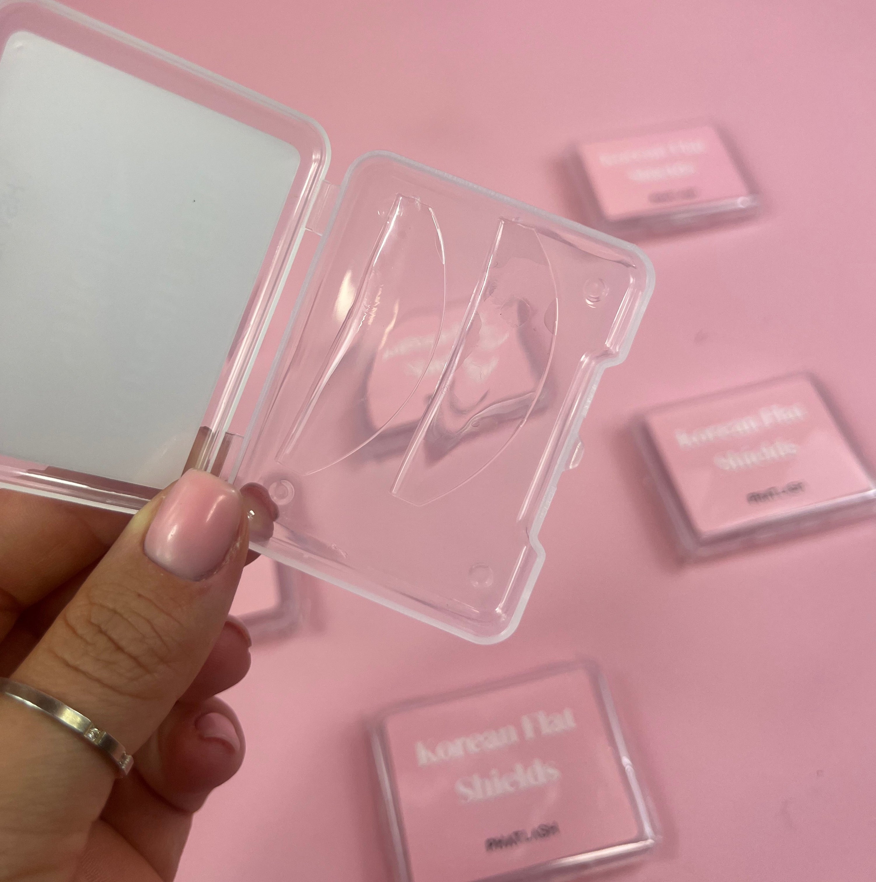 GLUELESS FLAT SHIELD FOR KOREAN LASH LIFT