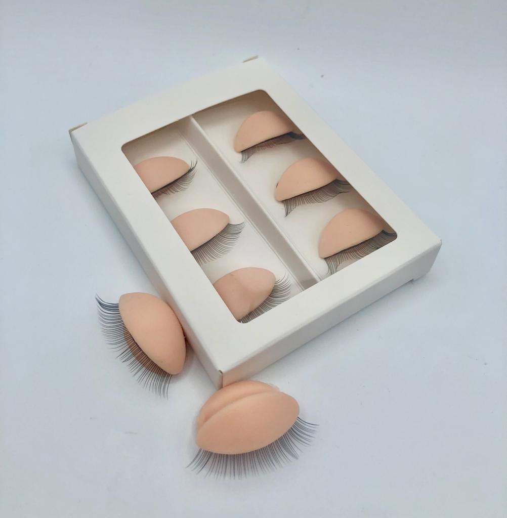 TRAINING SET OF REPLACEABLE EYELIDS FOR LASH HEAD